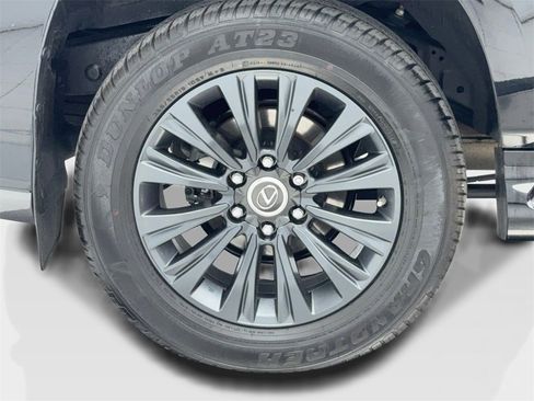 Used 2023 Lexus GX 460 Premium w/ Accessory Package image 51