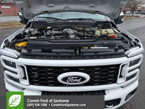 Used 2023 Ford F450 Lariat w/ Chrome Package image 41