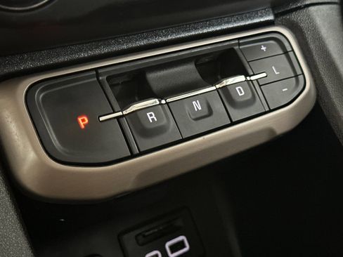 Used 2023 GMC Acadia Denali FWD image 22