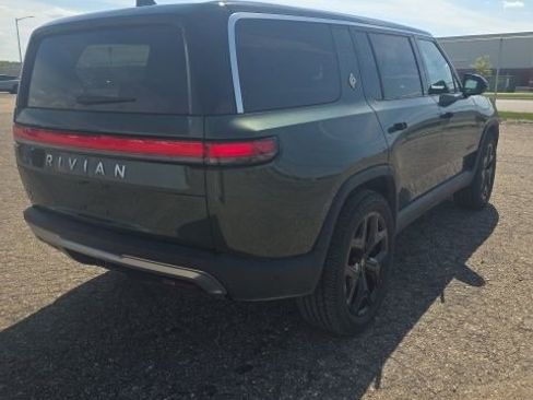Used 2025 Rivian R1S Adventure AWD/4WD image 5