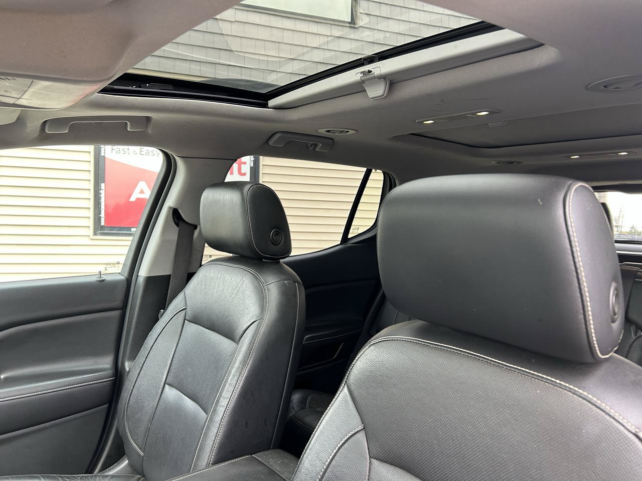 Used 2017 GMC Acadia SLT AWD/4WD image 19