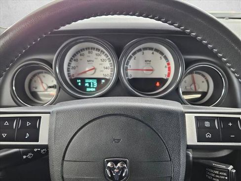 Used 2010 Dodge Challenger R/T image 11