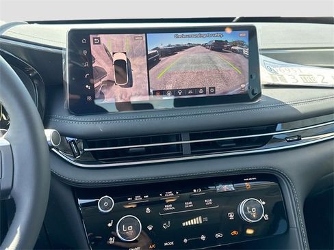 New 2026 INFINITI QX60 Luxe w/ Cargo Package image 10