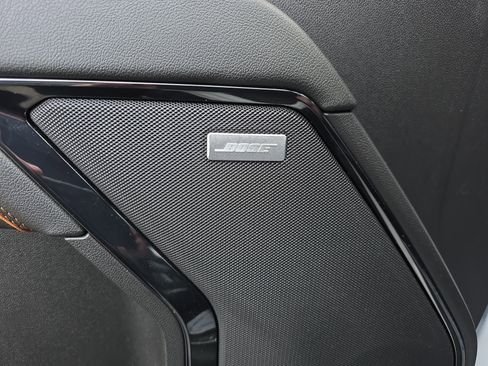 Used 2024 GMC Sierra 1500 AT4 w/ Technology Package image 18