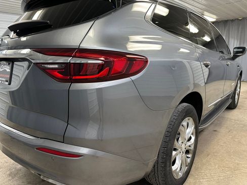 Used 2020 Buick Enclave Avenir w/ Avenir Technology Package AWD/4WD image 31