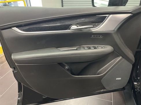 Certified 2023 Cadillac XT5 Premium Luxury image 11