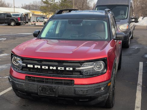 Used 2022 Ford Bronco Sport Outer Banks w/ Tech Package image 2