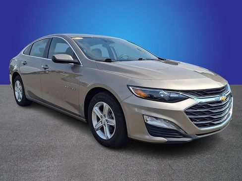 Used 2023 Chevrolet Malibu LT w/ Driver Confidence Package FWD image 3