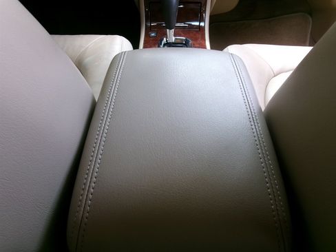 Used 2007 Buick Lucerne CXL w/ Luxury Package FWD image 21
