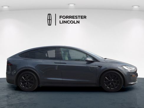Used 2023 Tesla Model X AWD/4WD image 2