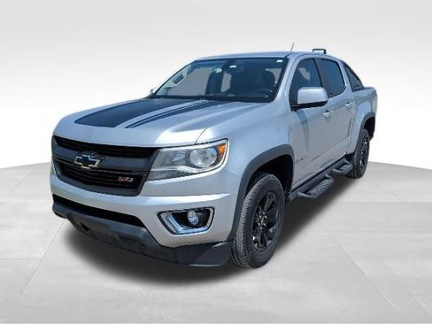 Used 2017 Chevrolet Colorado Z71 AWD/4WD image 7