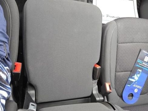 Used 2020 Chevrolet Silverado 1500 Custom w/ Custom Value Package image 51