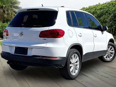Used 2018 Volkswagen Tiguan Limited image 2