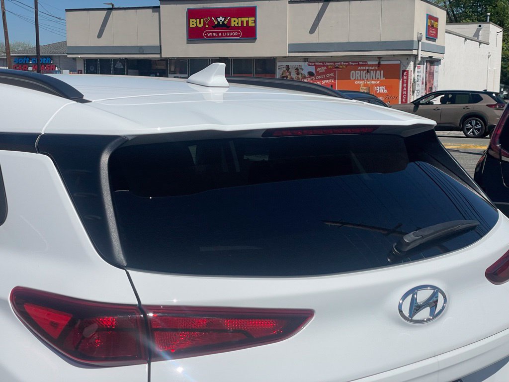 Used 2023 Hyundai Kona SEL w/ Cargo Package AWD/4WD image 28