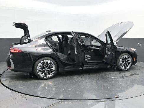 New 2025 BMW 530i w/ Premium Package image 44