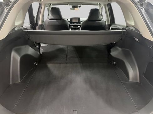 Used 2021 Toyota RAV4 XLE Premium AWD/4WD image 16