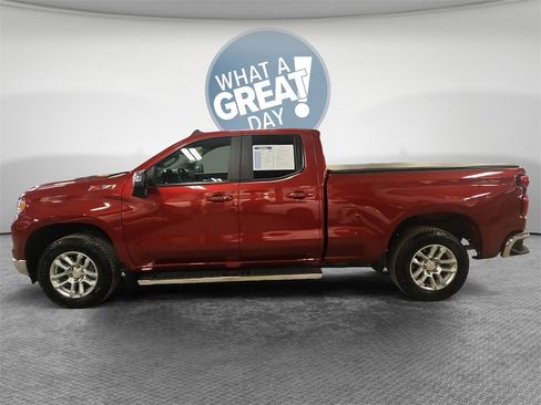 Certified 2023 Chevrolet Silverado 1500 LT w/ Z71 Off-Road Package image 7