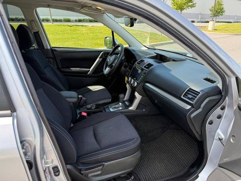 Used 2017 Subaru Forester 2.5i Premium AWD/4WD image 17