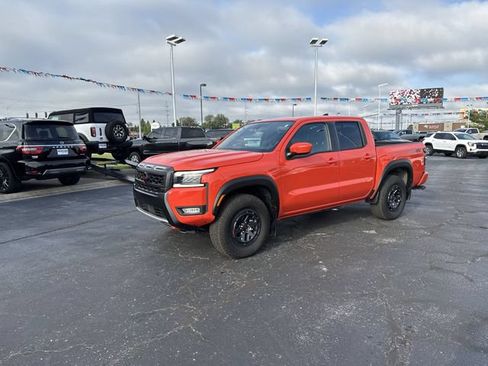 Used 2025 Nissan Frontier PRO-4X w/ Interior Protection Package AWD/4WD image 2