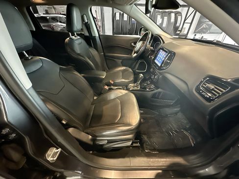 Used 2019 Jeep Compass Limited AWD/4WD image 29