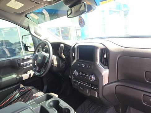 Used 2024 Chevrolet Silverado 2500 Custom w/ Custom Value Package AWD/4WD image 14