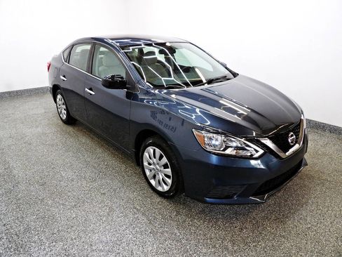 Used 2017 Nissan Sentra SV FWD image 3