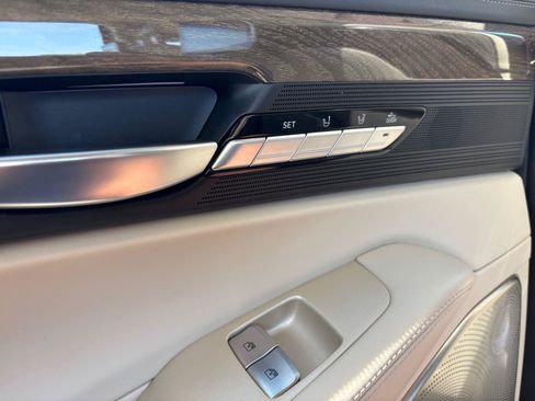 Used 2019 Genesis G90 5.0 Ultimate AWD/4WD image 45