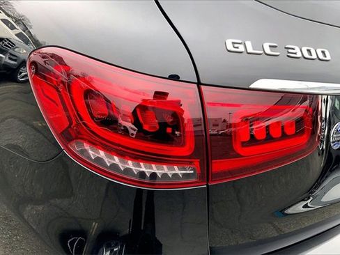 Used 2020 Mercedes-Benz GLC 300 4MATIC image 24