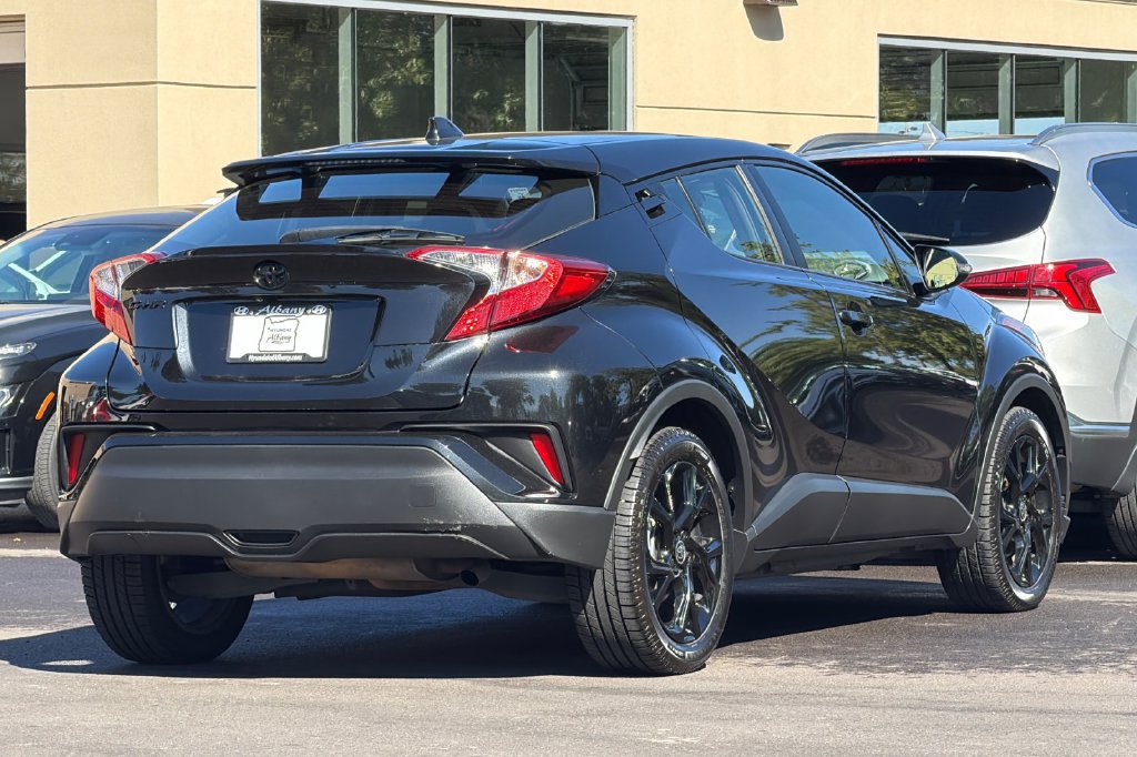 Used 2022 Toyota C-HR Nightshade FWD image 4