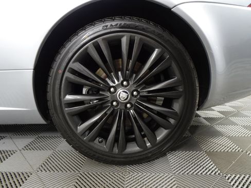 Used 2010 Jaguar XK Convertible image 52