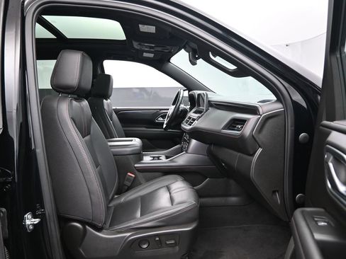 Used 2023 Chevrolet Tahoe RST w/ Luxury Package AWD/4WD image 32