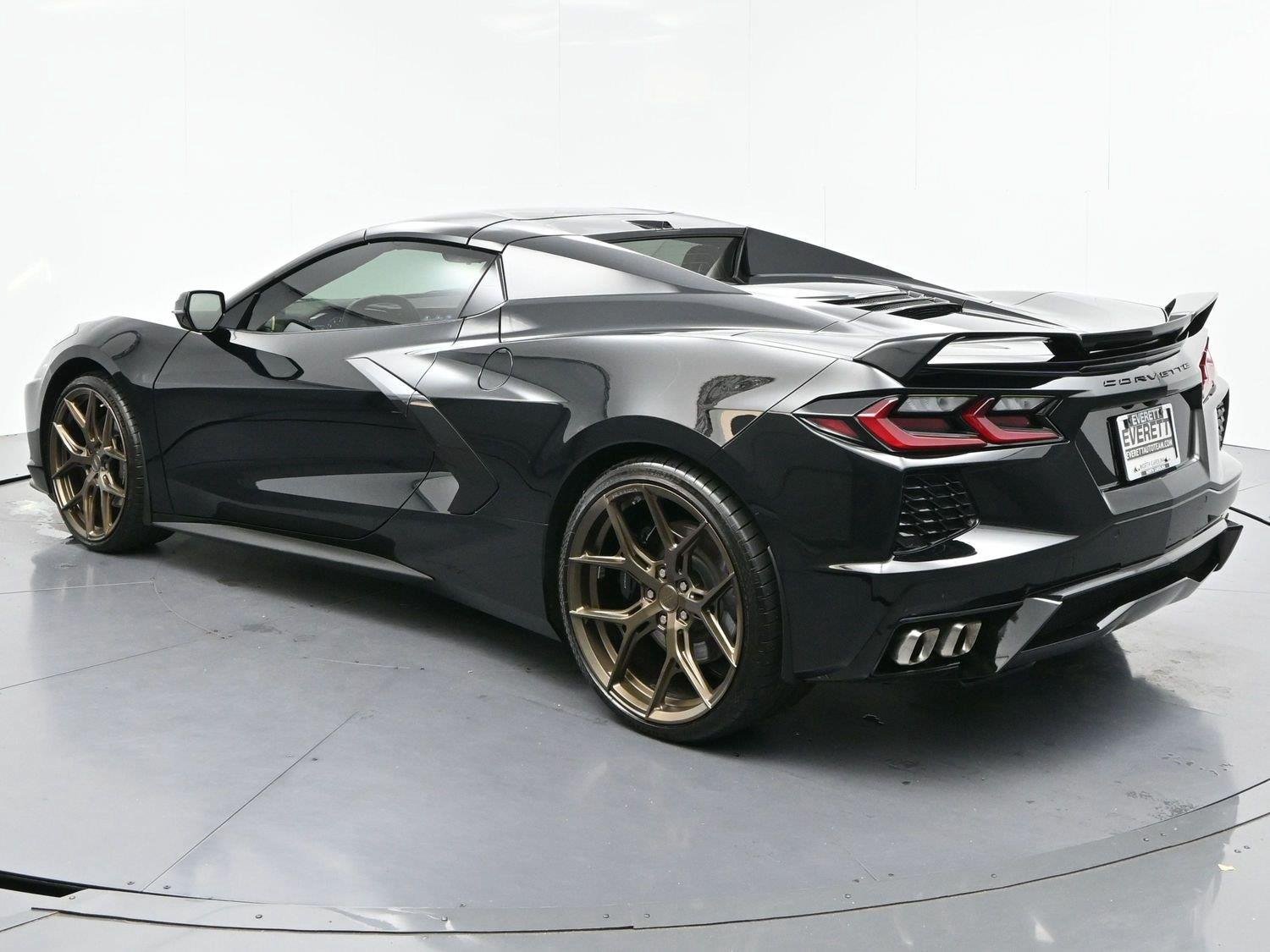 Used 2021 Chevrolet Corvette Stingray Premium Conv w/ Z51 Performance Package RWD image 5