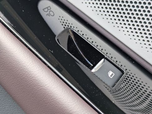 New 2026 Ford Explorer Platinum image 40