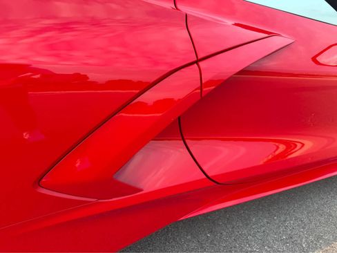 Used 2025 Chevrolet Corvette Stingray Convertible w/ 1LT RWD image 13