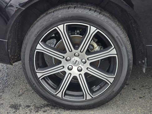 Used 2020 Volvo XC60 T5 Inscription w/ Protection Package Premier image 12