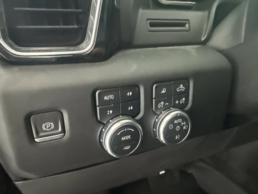 Used 2022 GMC Sierra 1500 Denali AWD/4WD image 14