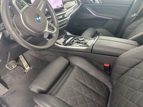 Used 2026 BMW X5 xDrive40i w/ Executive Package image 12