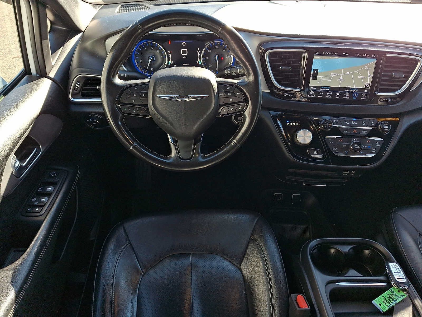 Used 2019 Chrysler Pacifica Touring-L FWD image 14