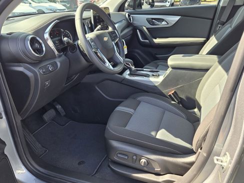 New 2026 Chevrolet Blazer LT w/ Midnight/Sport Edition image 6
