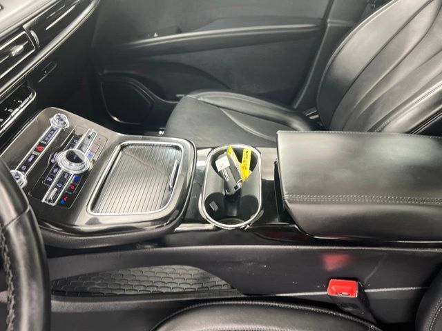 Certified 2022 Lincoln Nautilus Reserve AWD/4WD image 15