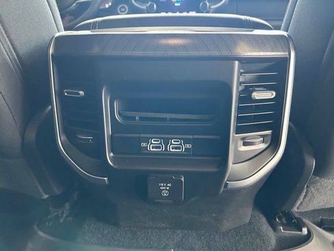Used 2025 RAM 1500 Big Horn RWD image 32