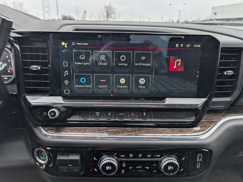 Used 2024 GMC Sierra 3500 SLE w/ SLE Value Package image 14