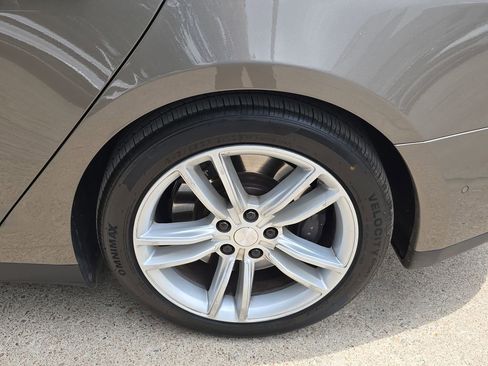 Used 2016 Tesla Model S 90D AWD/4WD image 33