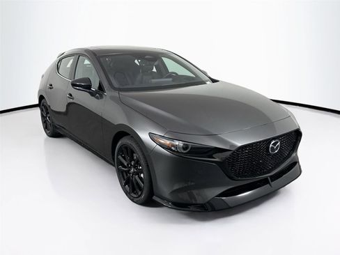 New 2026 MAZDA MAZDA3 Hatchback w/Premium Plus Pkg image 10