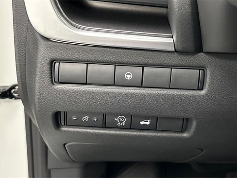 Certified 2023 Nissan Rogue SV w/ SV Premium B Package image 27