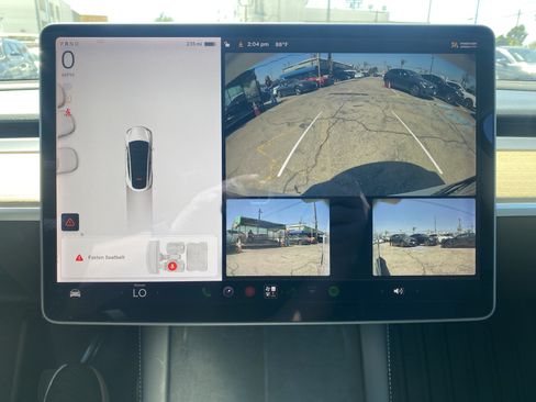 Used 2021 Tesla Model Y Long Range AWD/4WD image 27