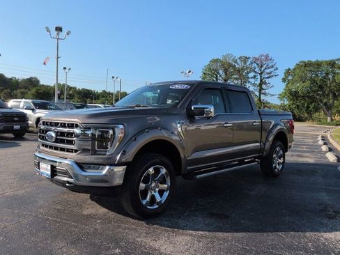 Used 2023 Ford F150 Lariat w/ Equipment Group 502A High AWD/4WD image 8