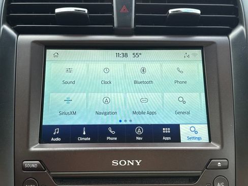 Used 2020 Ford Fusion Titanium image 23