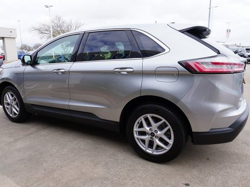 Certified 2024 Ford Edge SEL image 4