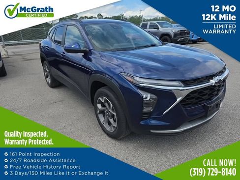 Used 2024 Chevrolet Trax LT w/ Driver Confidence Package FWD image 1
